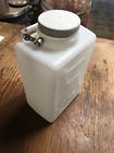 2212-0020 Thermo Scientific Nalgene Liter Tm Polypropylene Rectangular Carboy 2212-0020 Thermo Scientific Nalgene Liter Tm Polypropylene Rectangular Carboy