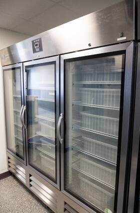 Abt-hc-ssp-72g Abs 72 Cu. Ft. Glass Door Stainless Steel Refrigerator