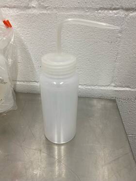 800100359 Bel-art Scienceware 500ml Wash Bottles Cat. No. Lot Of 17