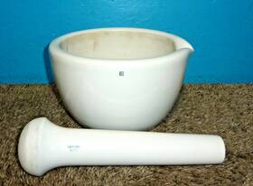 60929 Coorstek 52020 Coors Tek Mortar And Pestle 8in Good Condition