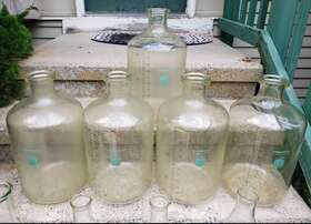 61596-13 Corning Pyrex 5 Plus Coated 13 L Glass Solution Bottle With Tooled Mouth Chip