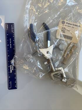 5-769 Fisher Scientific Casually Adjustable Angle 3- Prong Utility Clamp
