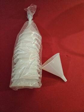 Hutzler 070537008046 Lot Of 12 4 Ounce Polypropylene Plastic Funnel New In Package 730
