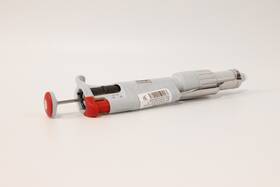 Ts-5000 Lab Force Sharp Single Channel Pipettor Blue 500-5 000 L