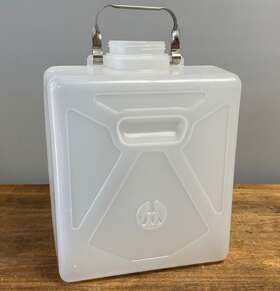 16115-147-ea Nalgene Polypropylene Rectangular Carboy 5.3 Gallon 20 Liter 16115-147 No Lid 16115-147-ea Nalgene Polypropylene Rectangular Carboy 5.3 Gallon 20 Liter 16115-147 No Lid