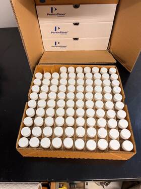 6001009 Perkin Elmer Perkinelmer 20ml Glass Quantulus Vials With Caps Case Of 500 497 Left New Nos