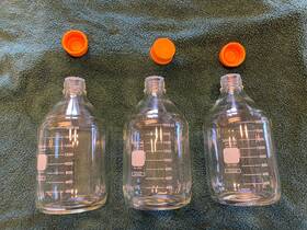 1395-2000 Pyrex 1395 2000 Ml Trace Code 10175745 6 New Media Bottles. Package Of