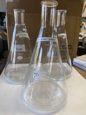 4980-4000 Pyrex 3 Lot - 4980 4000ml Erlenmeyer Flask Scientific Usa 4980-4000 Pyrex 3 Lot - 4980 4000ml Erlenmeyer Flask Scientific Usa