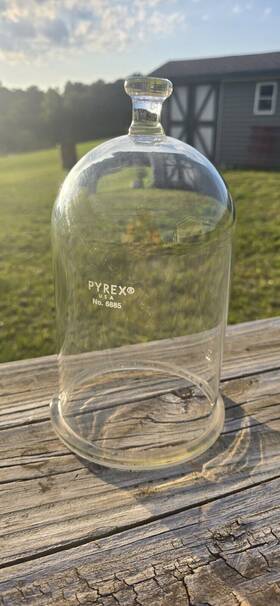 6885 Pyrex Vintage Vacuum Bell Jar Large Apothecary Glass Rare Excellent 10.75 Inch 6885 Pyrex Vintage Vacuum Bell Jar Large Apothecary Glass Rare Excellent 10.75 Inch