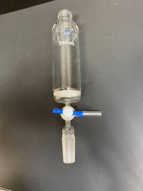 Quark Glass Qpe-3-5 Peptide Synthesis Vessel 250 Ml With 3 Way Stop Cock