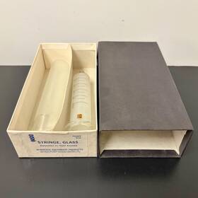 70360 Sep Co. Vintage Glass Syringe Set With Case - #70360 70360 Sep Co. Vintage Glass Syringe Set With Case - #70360