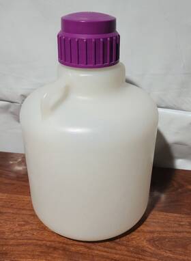 10755-092 Vwr 10l Heavy Duty Carboy - Narrow Mouth No Spigot Industrial Lab Supply 10755-092 Vwr 10l Heavy Duty Carboy - Narrow Mouth No Spigot Industrial Lab Supply