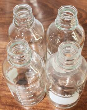 219497 Wheaton 4 Glass 250ml Pack Round Media Storage Bottle No Lids Made In America