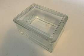 900170 Wheaton Glass Rectangular Staining Dish With Cover
