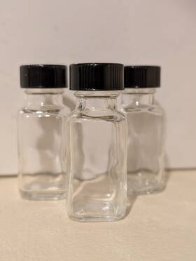 W216883 Wheaton 5oz French Square Glass Bottles With Caps Case Of 48 New