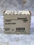 Honeywell Quartz Window .870" - 114372. Fixed Price $204.72.
