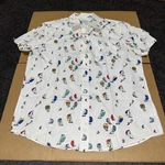 American Eagle Men Size White Boats Short Sleeve Button Up Preowned. Fixed Price $9.99.
