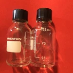 (2) Wheaton 125ML Glass Graduated Media Storage Bottle With Screw Cap Usa. Fixed Price $10.00.