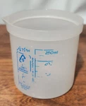 Azlon 250ML Low Form Plastic Beaker, Chemical Resistant Part BS5404 Iso 7056, Us. Fixed Price $12.97.