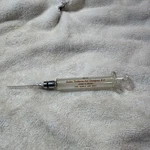 Vintage 1950'S Yale B-d Becton Dickinson & Co. Glass 2CC Syringe W Needle. Fixed Price $15.00.