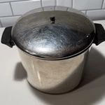 Revere Ware 8QT - 86 Stock Pot & Lid Copper Bottom Clinton Ill Usa. Fixed Price $24.99.