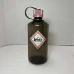 Rei Co-op Nalgene 32 Oz 1000 Ml Water Bottle Pink Lid Bpa Free Used. Fixed Price $19.99.
